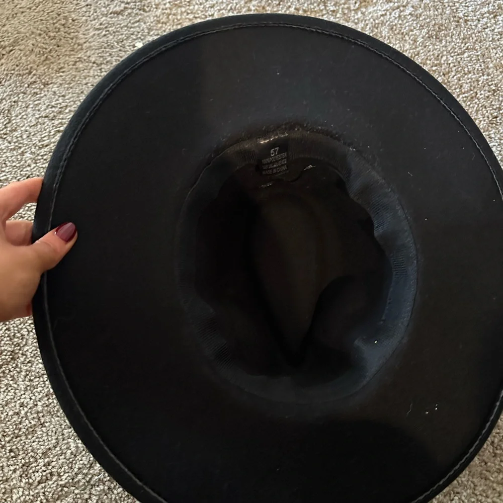 Hat - Picture 3 of 3